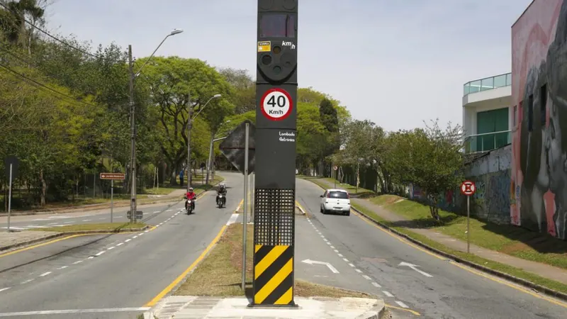 Diferença Entre Radares e Lombadas Eletrônicas